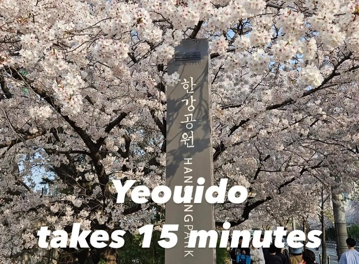 Seoul Open Line 5 Hwagok Station Location,2 Queen Beds,10 Minutes From Gimpo Airport,Hongdae,Yeouido,Gwanghwamun,Gochukdom