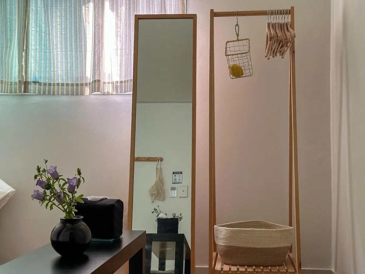 Seoul Open Line 5 Hwagok Station Location,2 Queen Beds,10 Minutes From Gimpo Airport,Hongdae,Yeouido,Gwanghwamun,Gochukdom
